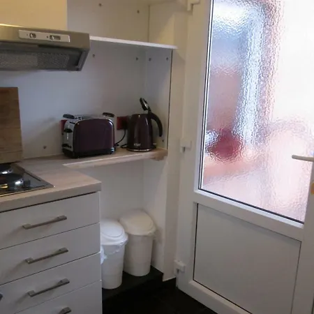 Haus Dreimaster Single-wohnung Ohne Wohnzimmer *